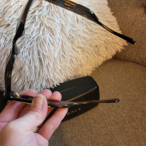 Versace sunglasses, Brand New without tags sunglasses, authentic - Picture 7 of 15